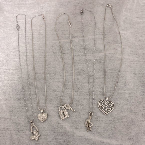 Lot: Silver Necklaces - Picture 2 of 4